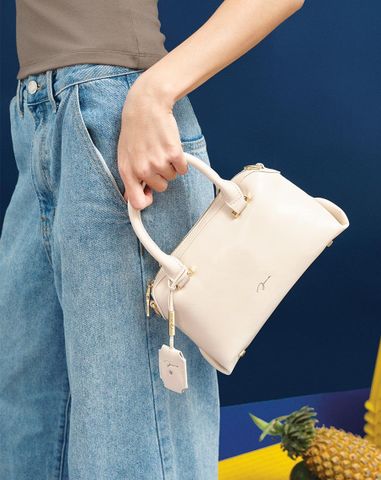  Túi Xách Nhỏ Top Handle Phối Charm 