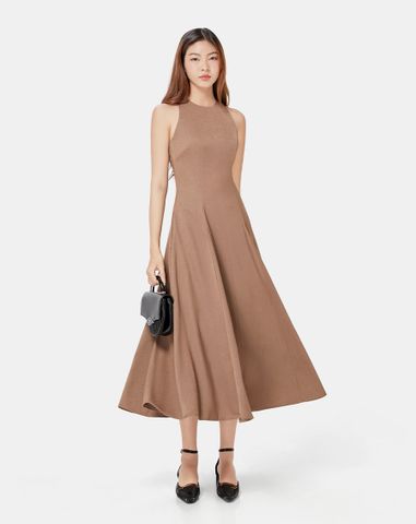  Đầm maxi cổ yếm form xòe 
