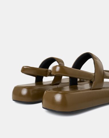  Giày Sandal Đế Bằng Quai Ngang 