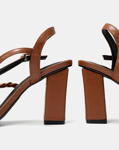  Giày Sandal Gót Cao Phối Quai Xoắn 