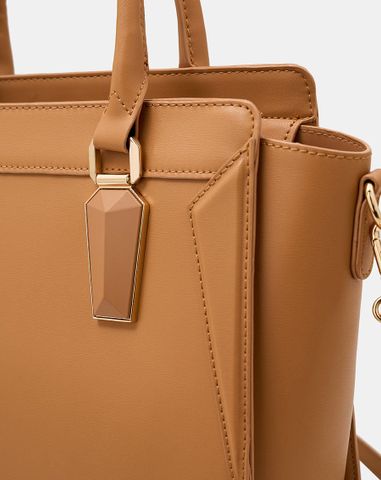  Túi Xách Lớn Phối Tay Cầm Trang Trí 