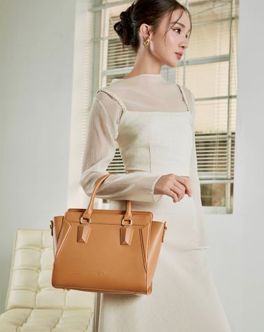  Túi Xách Lớn Phối Tay Cầm Trang Trí 