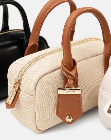  Túi Xách Nhỏ Form Chữ Nhật Phối Charm 