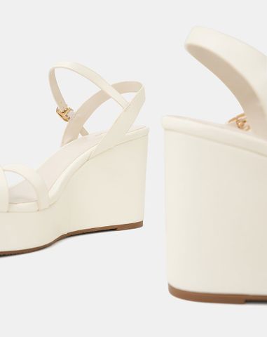  Giày Sandal Đế Xuồng Quai Chéo 