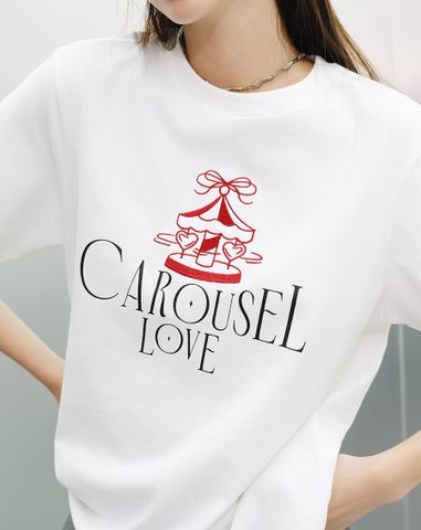  Áo thun form boxy thêu hình Xích đu trái tim 