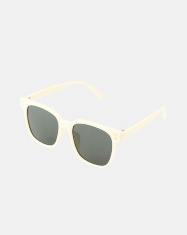  Mắt Kính Thời Trang 