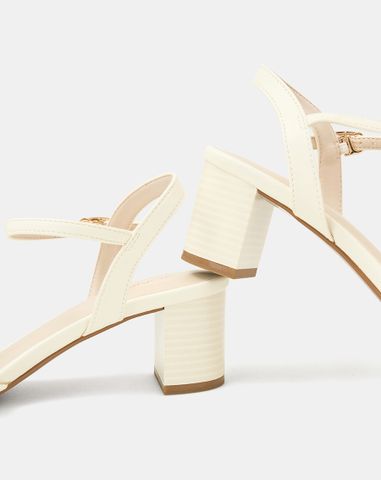  Giày Sandal Gót Vuông 