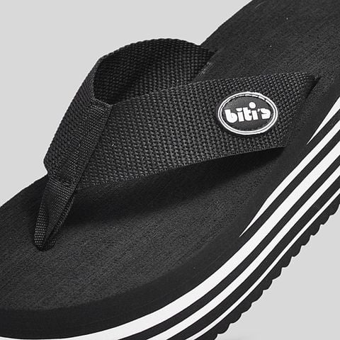  Dép Xốp Biti's Nữ Màu Đen X0221B000DEN 