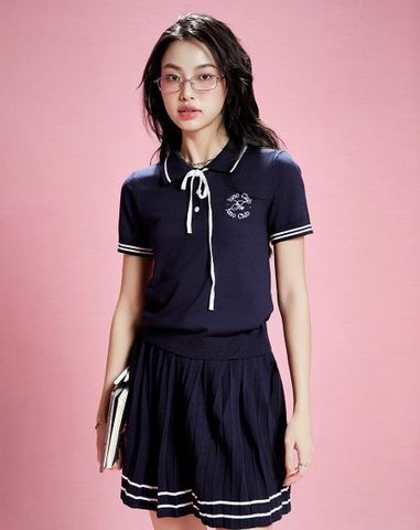  Áo dệt kim cổ polo thêu chữ 