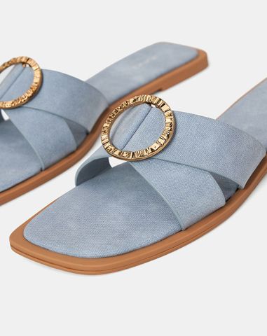  Giày Sandal Bệt Gắn Khoá Trang Trí 
