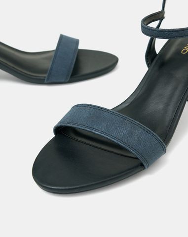  Giày Sandal Gót Vuông Quai Ngang Bản Lớn Quai Cổ Chân 