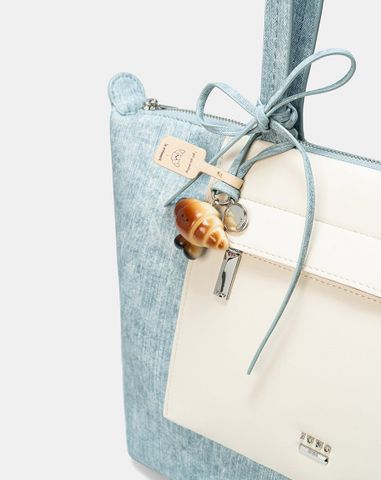  Túi Xách Lớn Gắn Charm Croissant 