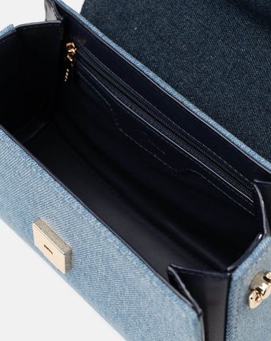  Túi Xách Nhỏ Tay Cầm Xoắn Phối Charm Trang Trí 