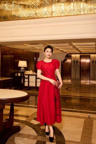 𝗥𝗮𝗱𝗶𝗮𝗻𝗰𝗲 𝗳𝗼𝗿 𝗙𝗼𝗿𝗺𝗮𝗹 𝗖𝗲𝗹𝗲𝗯𝗿𝗮𝘁𝗶𝗼𝗻𝘀