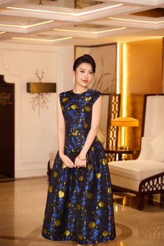 𝗔𝘇𝘂𝗿𝗲 𝗚𝗿𝗮𝗰𝗲