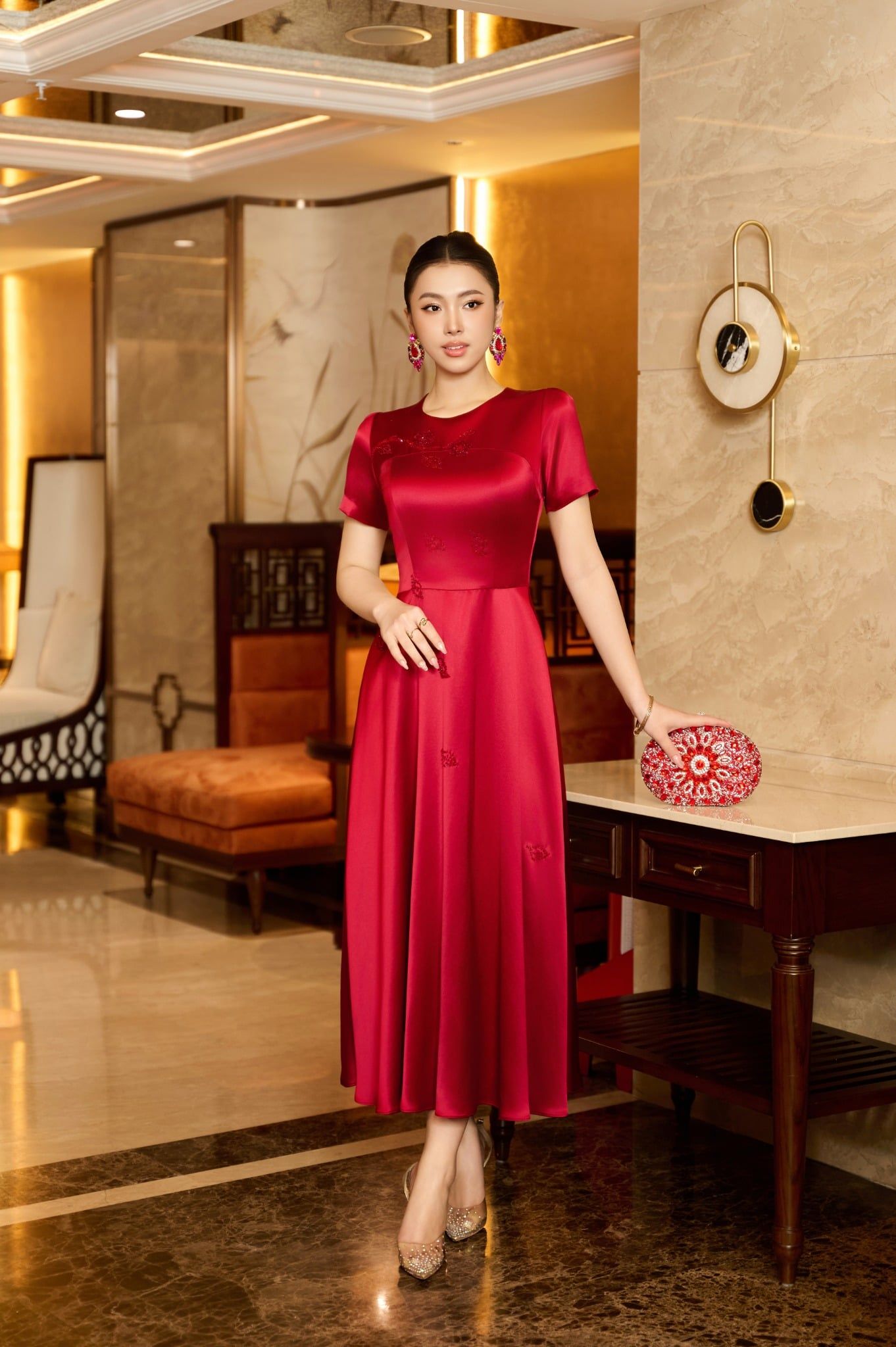 𝗦𝗶𝗹𝗸 𝗘𝗺𝗯𝗲𝗿