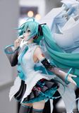 Hatsune Miku: Happy 16th Birthday Ver. 1/7 