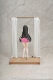  Gift+ Azur Lane Trinidad Trapper in the Changing Room Ver. 1/8 