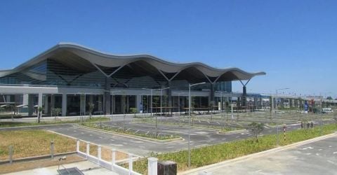 Sân bay Quân sự Cam Ranh sử dụng tôn magie AZM150 POSHACO