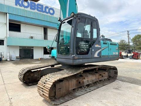 MÁY ĐÀO BÁNH XÍCH KOBELCO SK200-8 - 2013