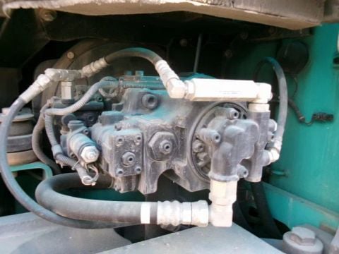 Máy xúc đào Kobelco Sk135SR-2 nội địa Nhật