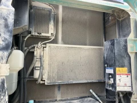 MÁY XÚC KOBELCO SK210D-10