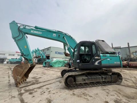 Máy xúc Kobelco SK200-8