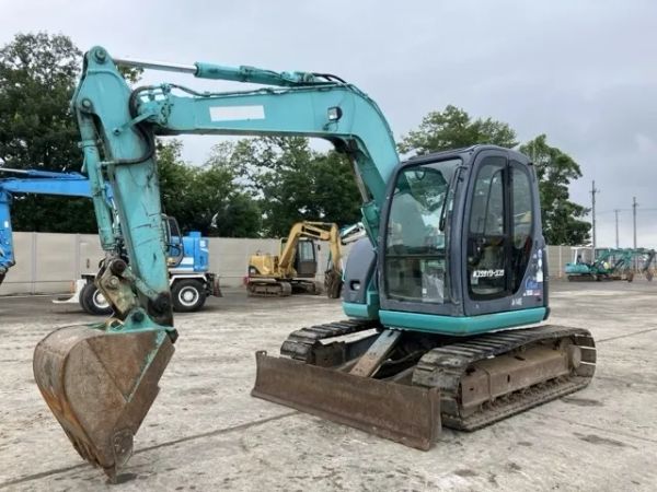 MÁY XÚC THỦY LỰC KIM CƠ KOBELCO SK70SR-1ES
