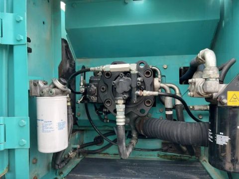 Máy xúc Kobelco SK200-8 cũ