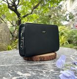  Túi Cầm Tay Homme Bergamo – Italy Luxe Textured Leather Hand Case with Fingerprint Lock 