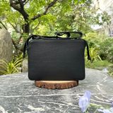  Túi Đeo Chéo Homme Modena – Italy Classic Pebbled Leather Shoulder Bag with Fingerprint Lock 