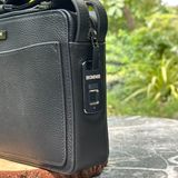  Túi Đeo Chéo Homme Modena – Italy Classic Pebbled Leather Shoulder Bag with Fingerprint Lock 