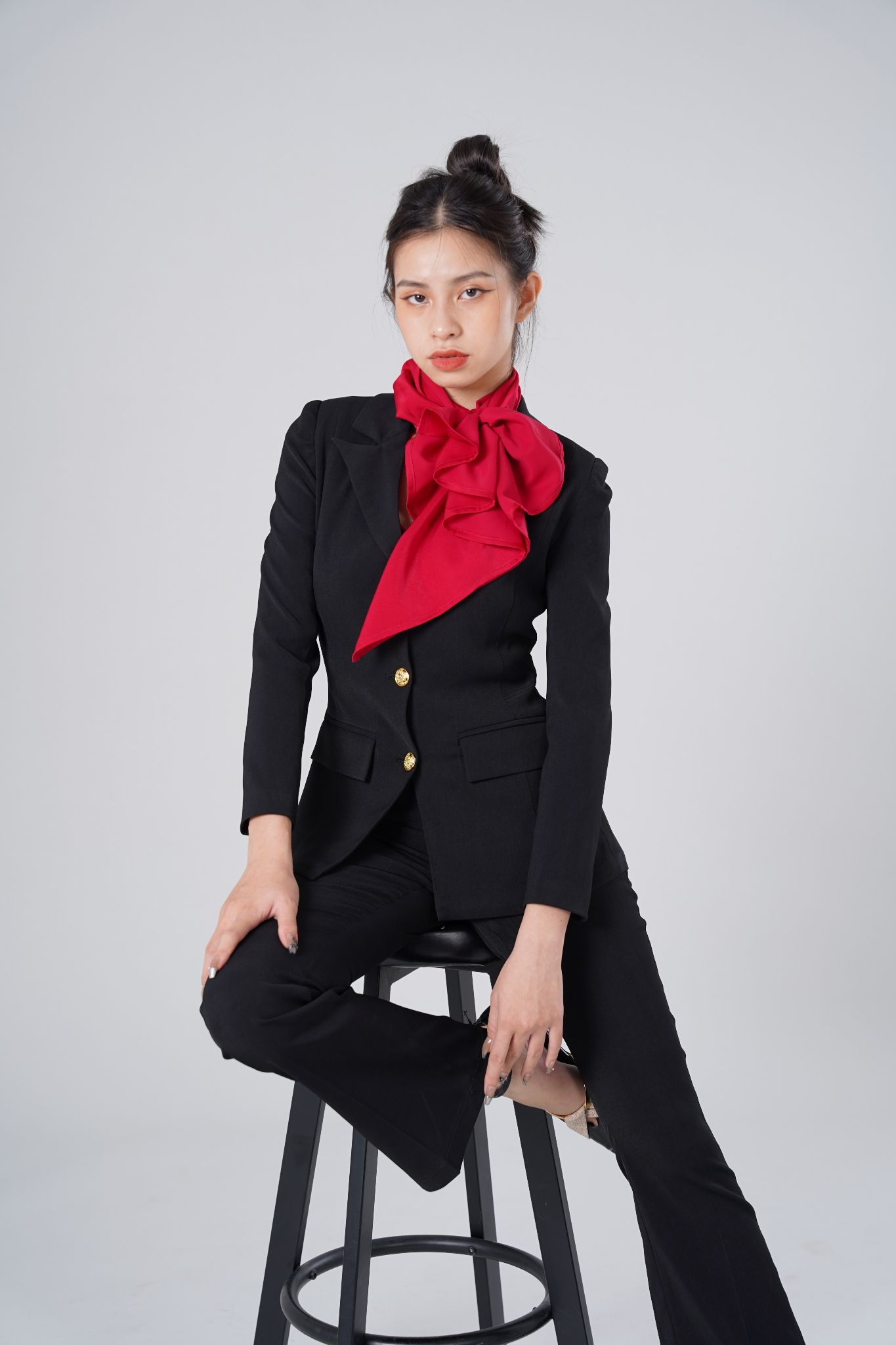  Bộ Áo Vest Nữ 3 Nút & Quần Loe 