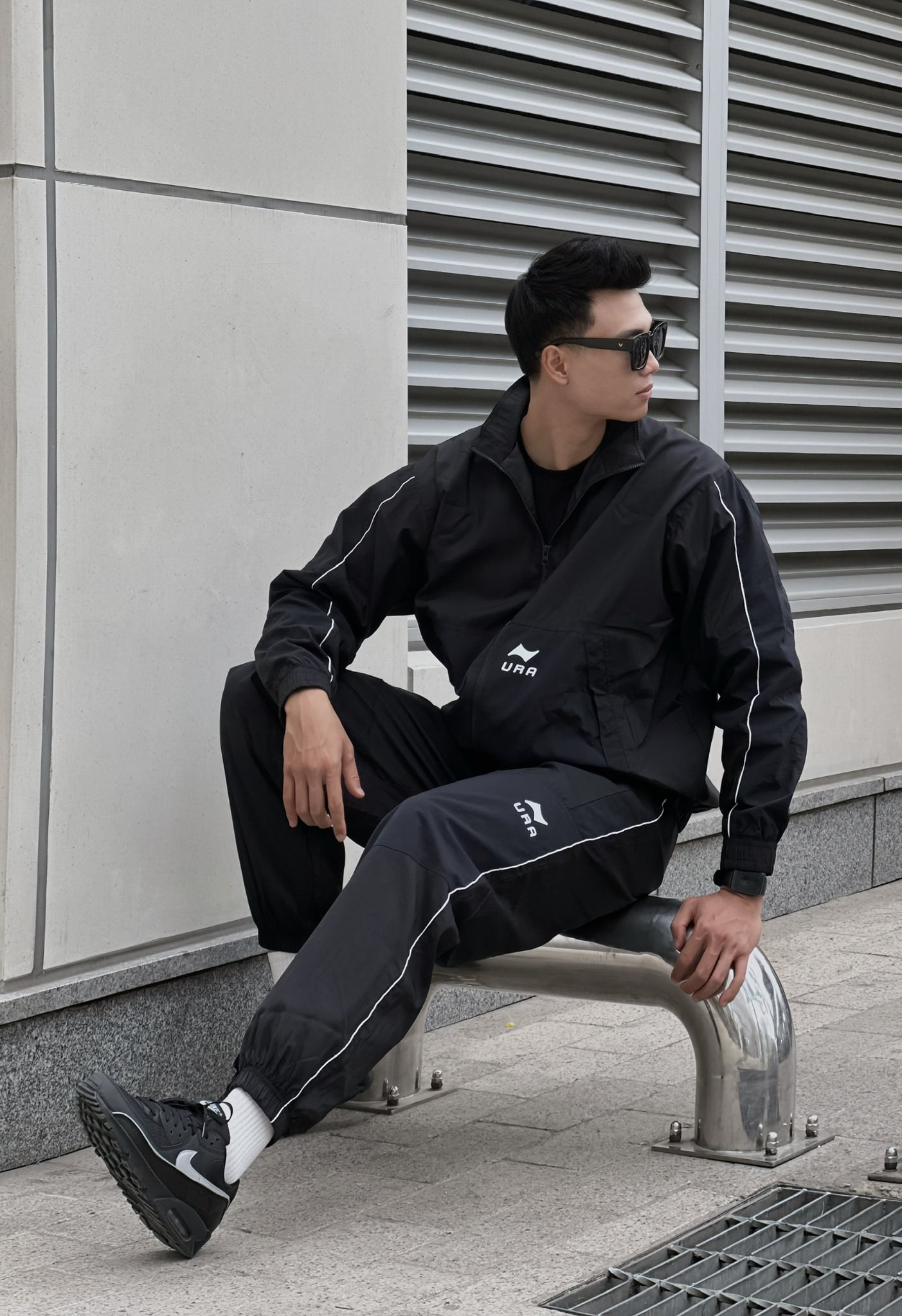 Áo Khoác Ura Air Windrunner Jacket