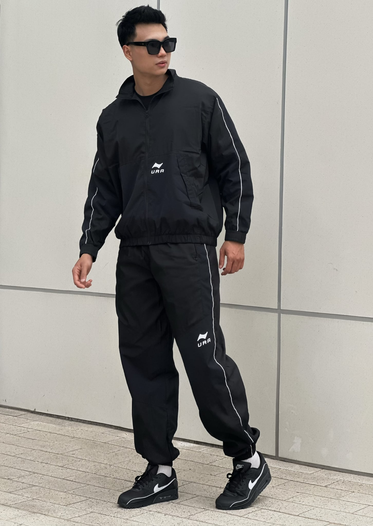 Áo Khoác Ura Air Windrunner Jacket