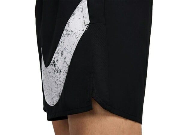 Quần Ngắn Nike Challenger Swoosh Men's 12.5cm Dri-FIT Running Shorts