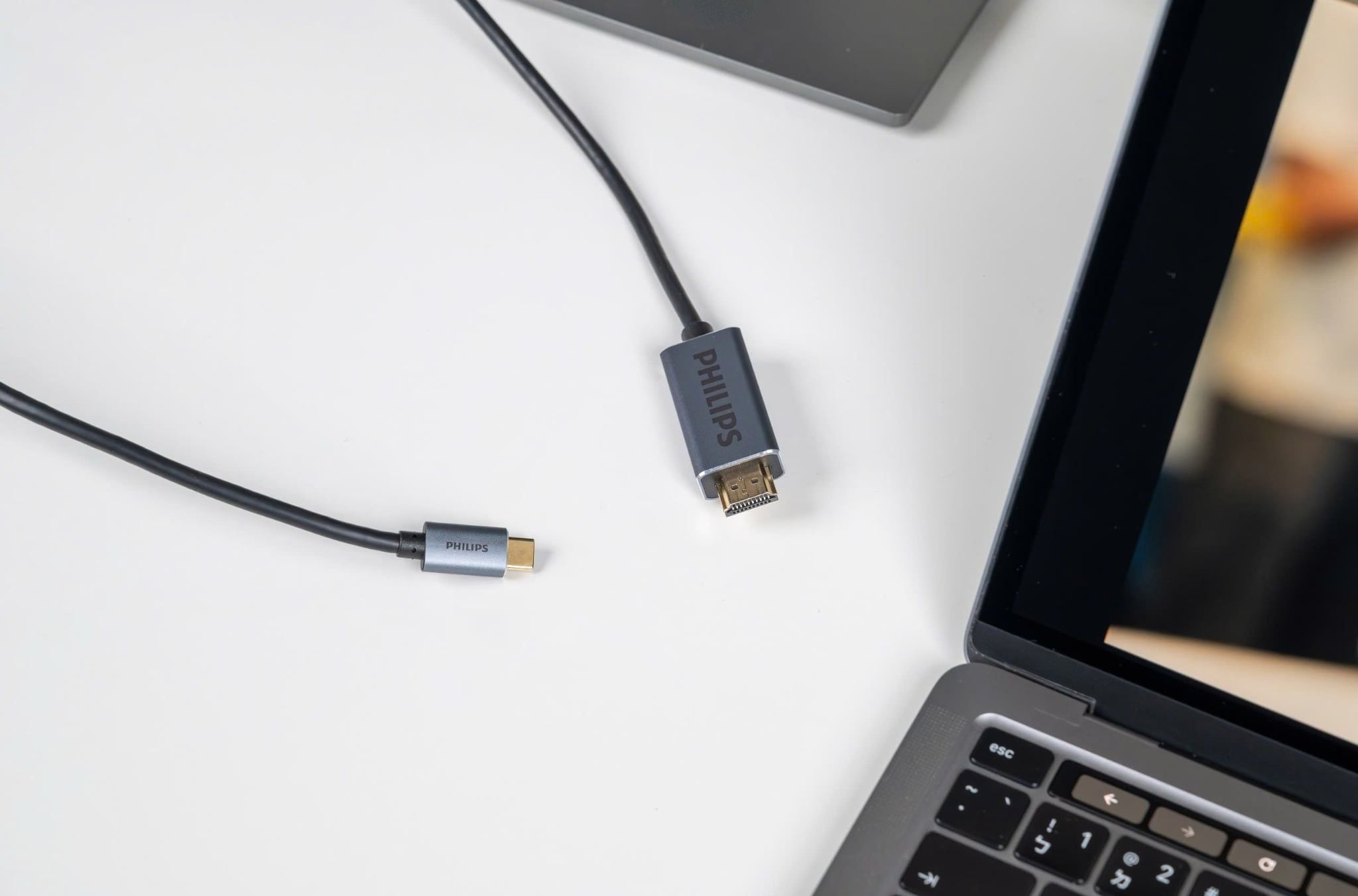  Cáp HDMI Philips SWV5010 - Type-C to HDMI | Hỗ trợ 4K 60Hz, 1.5m 