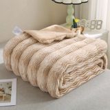  C15 - Chăn Lông Chồn Vân Đá Màu Be 