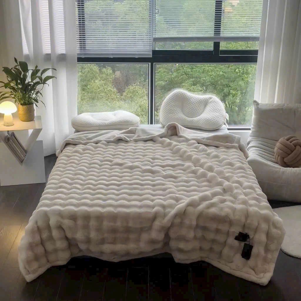  C07 - Chăn Lông Hồ Ly Màu Be Vani (Tặng Túi) 