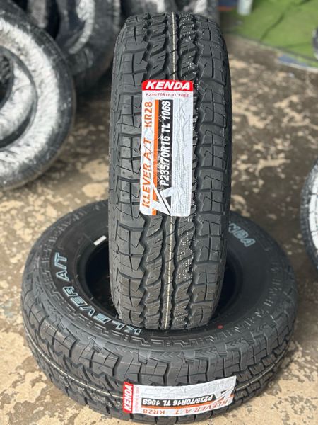 Lốp xe Kenda P 235/70R16 KR28