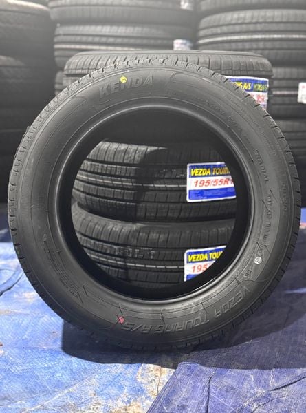 Lốp xe Kenda 195/55R15 KR205