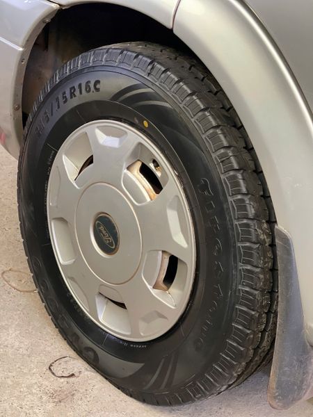 Lốp xe Bridgestone 215/75R16 113R TL Firestone CV40 - Thái Lan