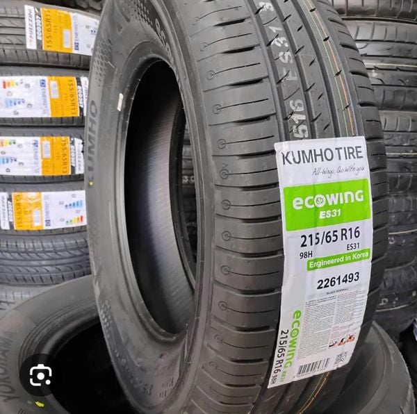 Lốp xe Kumho 215/65R16 ES31 04 98H