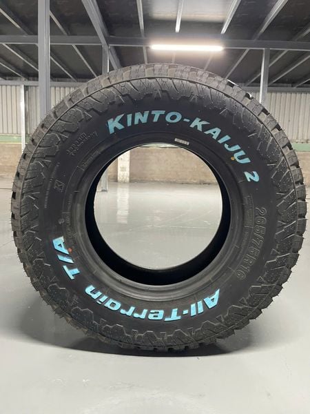 Lốp xe Kinto 265/75R16 AT Kaiju 2