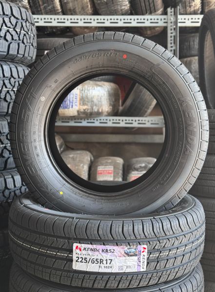 Lốp xe Kenda 225/65R17 KR52