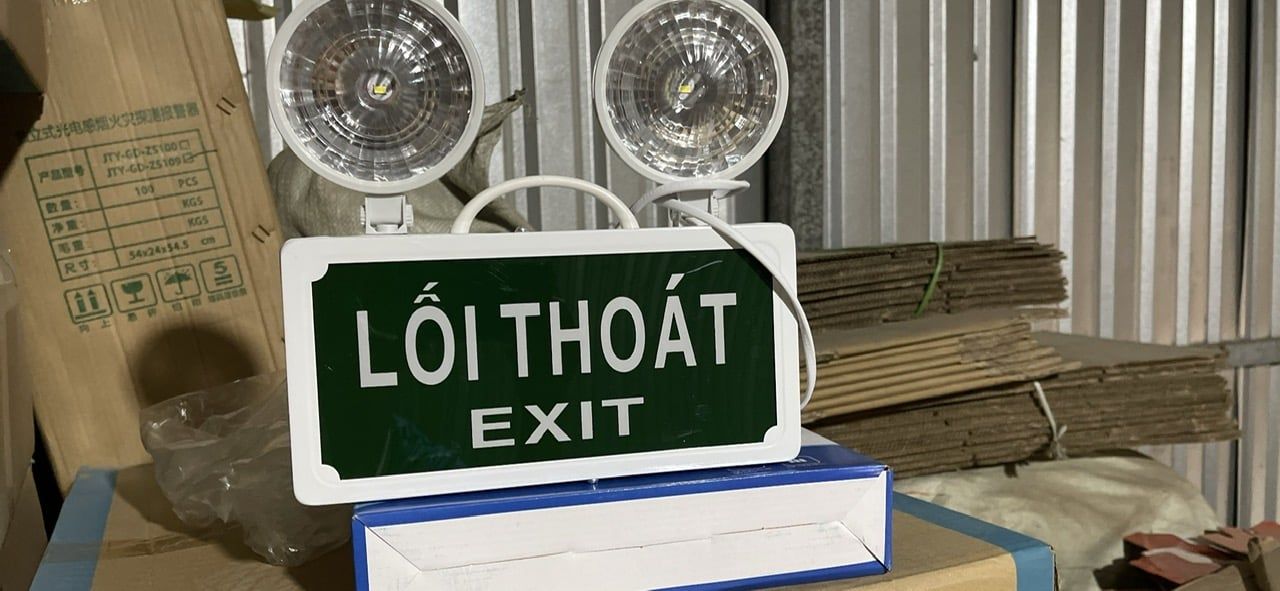  ĐÈN SỰ CỐ KẾT HỢP EXIT 