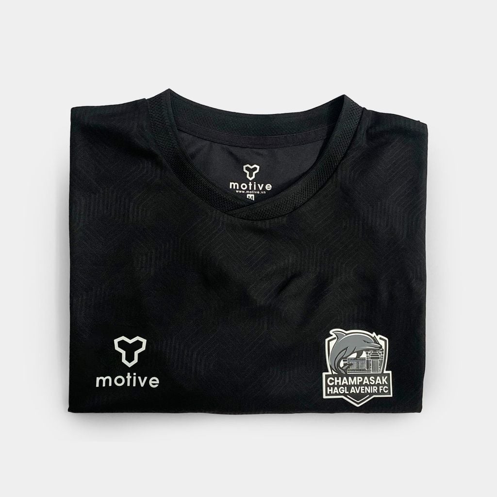 [CHAMPASAK HAGL AVENIR FC X MOTIVE] Áo thi đấu sân nhà CLB CHAMPASAK HAGL AVENIR - ĐEN 26/27