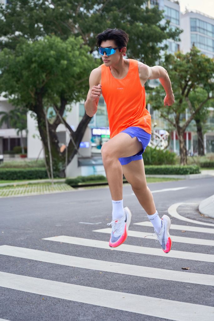 [SLM 102] Áo Thun Thể Thao Chạy Bộ Nam MOTIVE Men Simple Color Singlet - Màu Xám