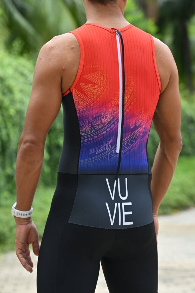 [VTRF X MOTIVE] Trisuit racing Nam