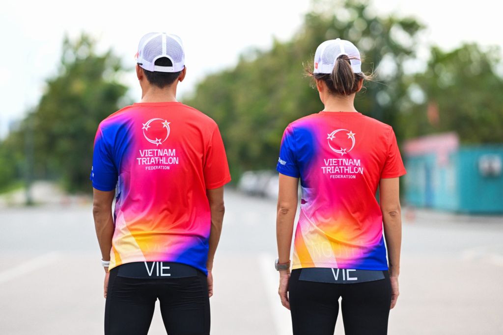 [VTRF X MOTIVE]   Áo T-shirt Nữ
